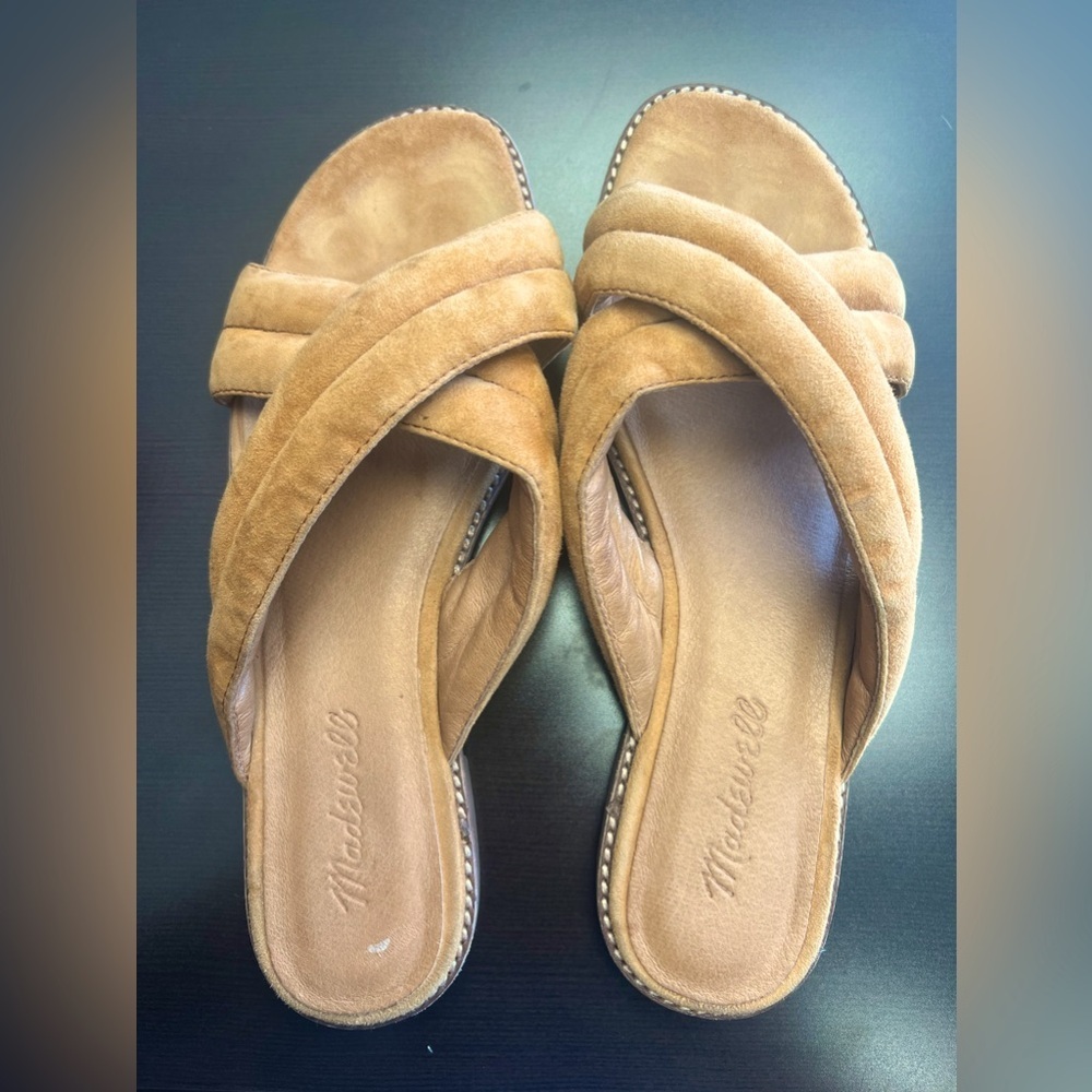 Madewell camel slides